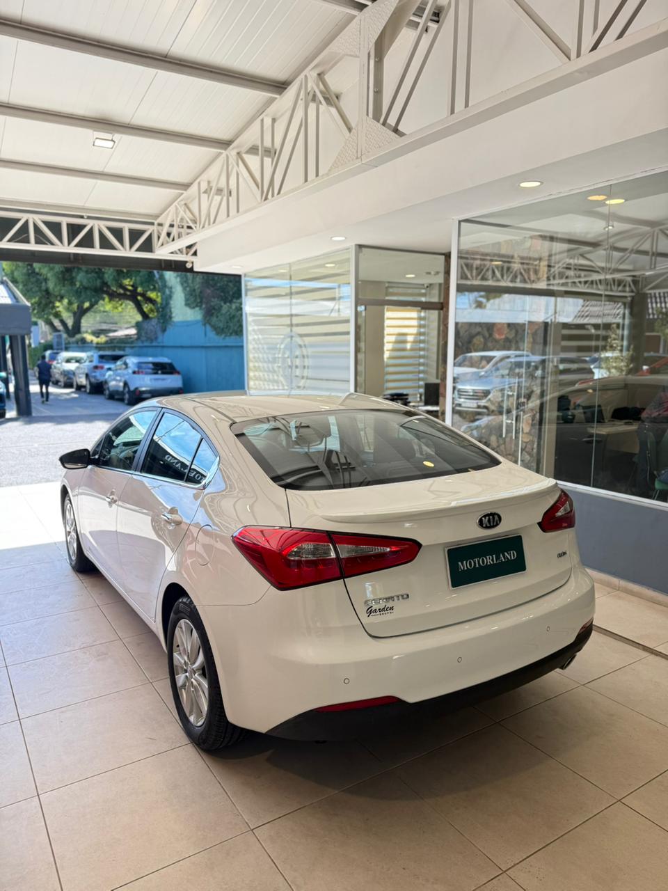 Kia Cerato 2017 — foto 6